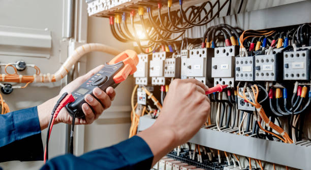 Best Local Electrician Companies  in East Lansing, MI