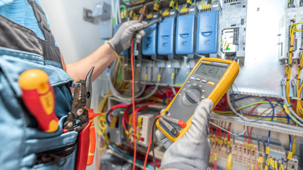 Best Industrial Electrical Services  in East Lansing, MI